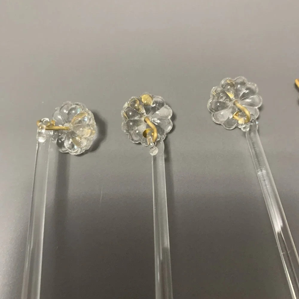 Vtg 4 pcs Clear Glass Teardrop Crystal Chandelier Replacement with Flower Daisy